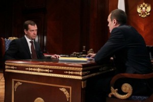 Mедведев предложил закрывать недобросовестные управляющие компании в сфере ЖКХ!