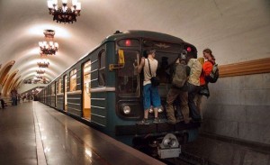 Москвичей ожидает очередное повышение цен на проезд в метро