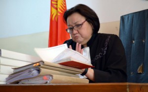 В Бишкеке суд отменил повышение стоимости коммунальных услуг