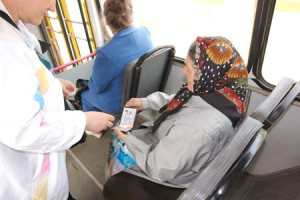 Подмосковные пенсионеры смогут бесплатно ездить московским транспортом