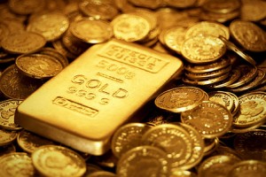 Цена на золото снижается на фоне укрепления доллара