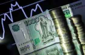 Реальные доходы жителей России упали в августе на 8,3 процентов годовых