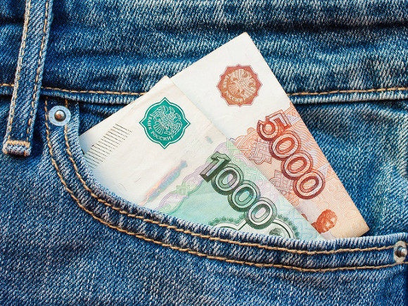 Петростат: Петербуржцы получают более 54 тыс. рублей в месяц