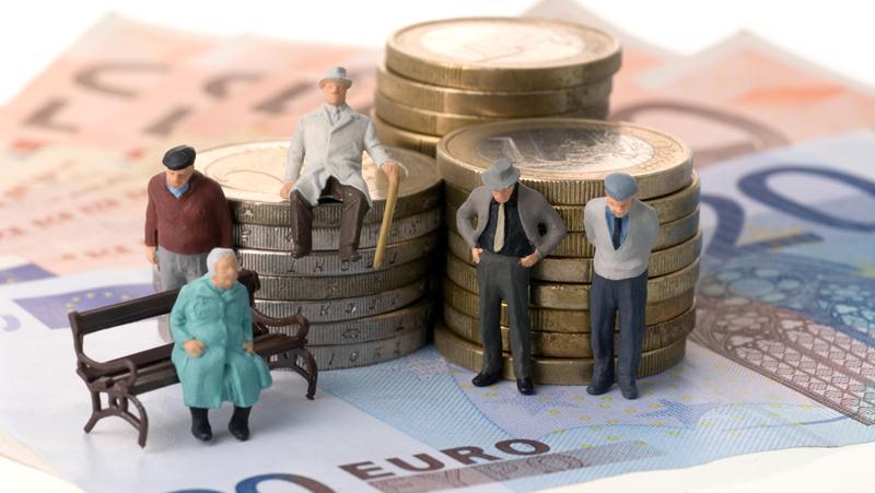Раскрыты планы правительства по отказу от балльной пенсионной системы Раскрыты планы правительства по отказу от балльной пенсионной системы