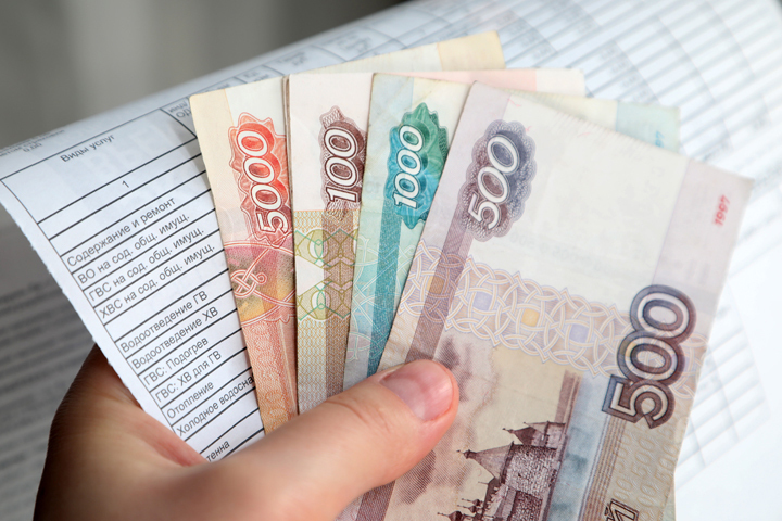 Рост тарифов ЖКХ в Петербурге будут держать на уровне трех процентов ниже инфляции