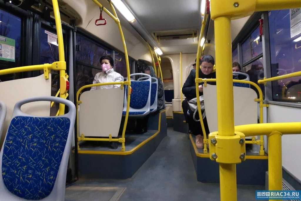С 1 февраля цена на проезд на пяти пригородных автобусах Краснодара вырастет