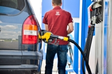 Как избежать недолив бензина на АЗС