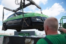 Власти Москвы решили не менять тарифы на эвакуацию автомобилей